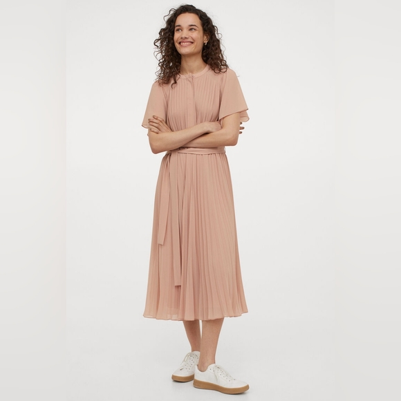 🏵️💚 Pleated Chiffon Dress - Picture 4 of 11